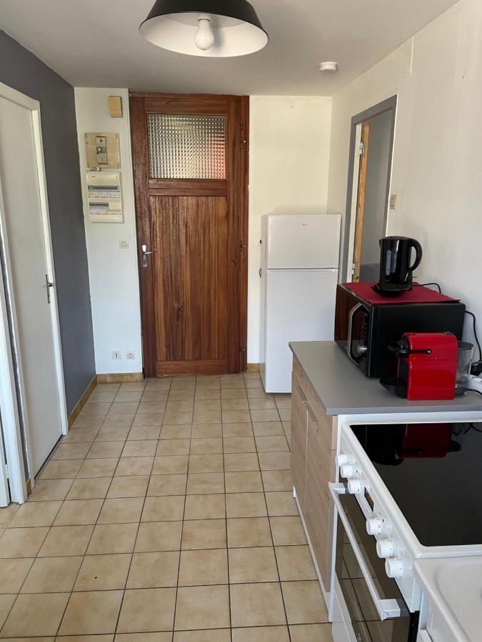 Charmant T2 Au 1Er Dans Residence Avec Parc Arbore Saint-Pierre-le-Moutier Exterior photo